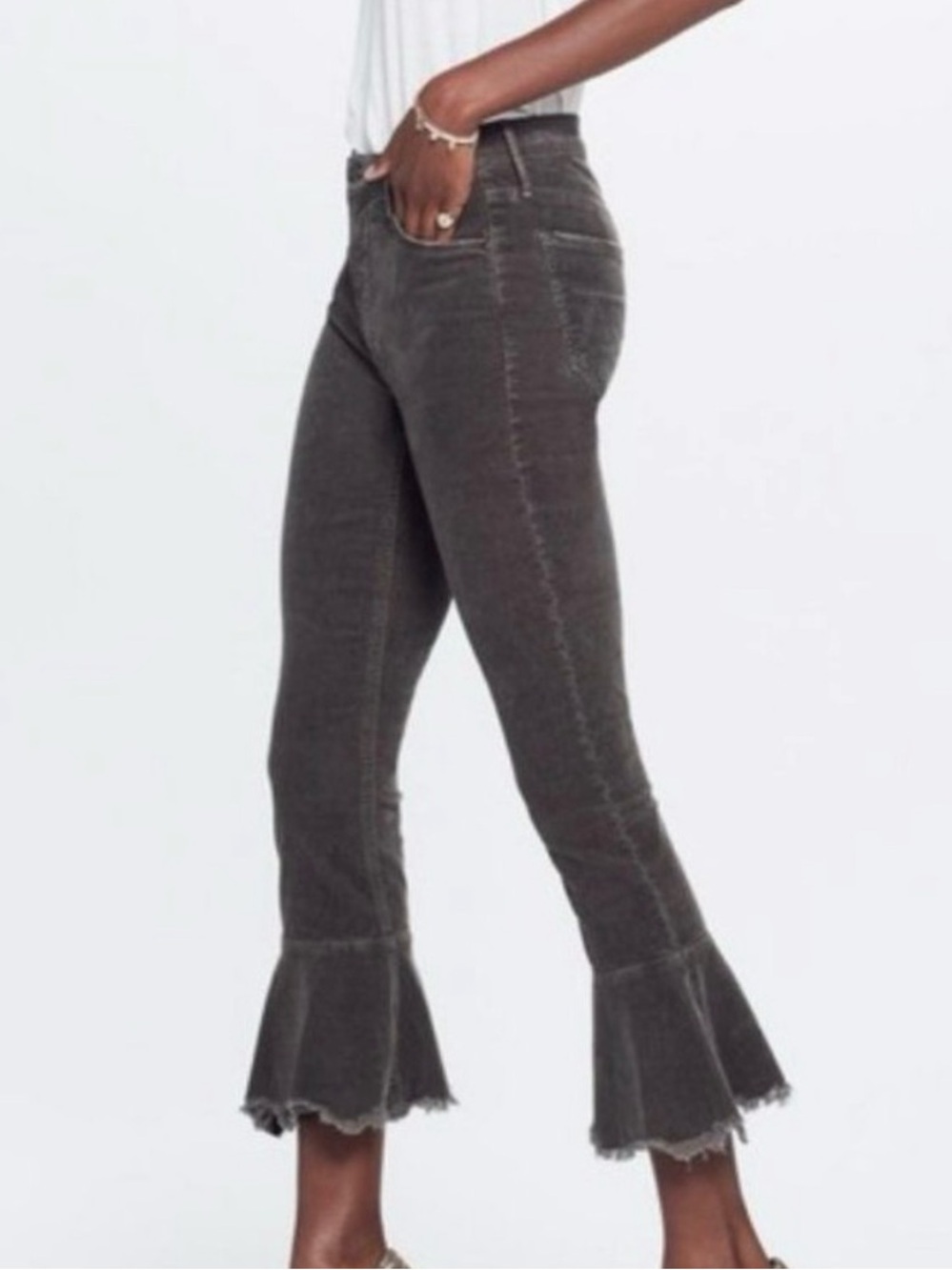 MOTHER Jeans The Cha Cha Chew Corduroy Cropped Flare Pants in Washed Charcoal